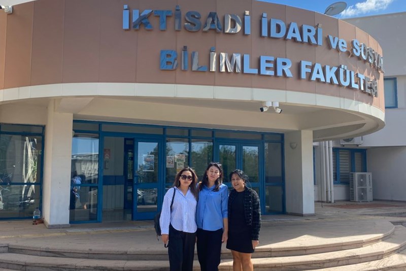 ULUSLARARASI KIRGIZİSTAN ÜNİVERSİTESİNDEN ZİYARET